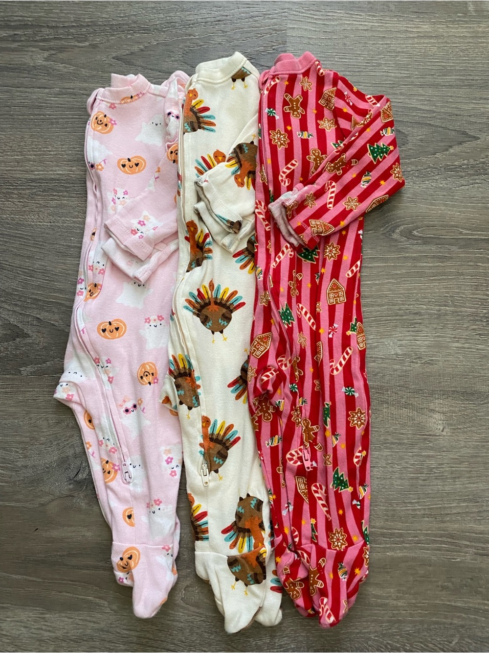 Old Navy Baby Sleepers - Fall Holiday Jammies!